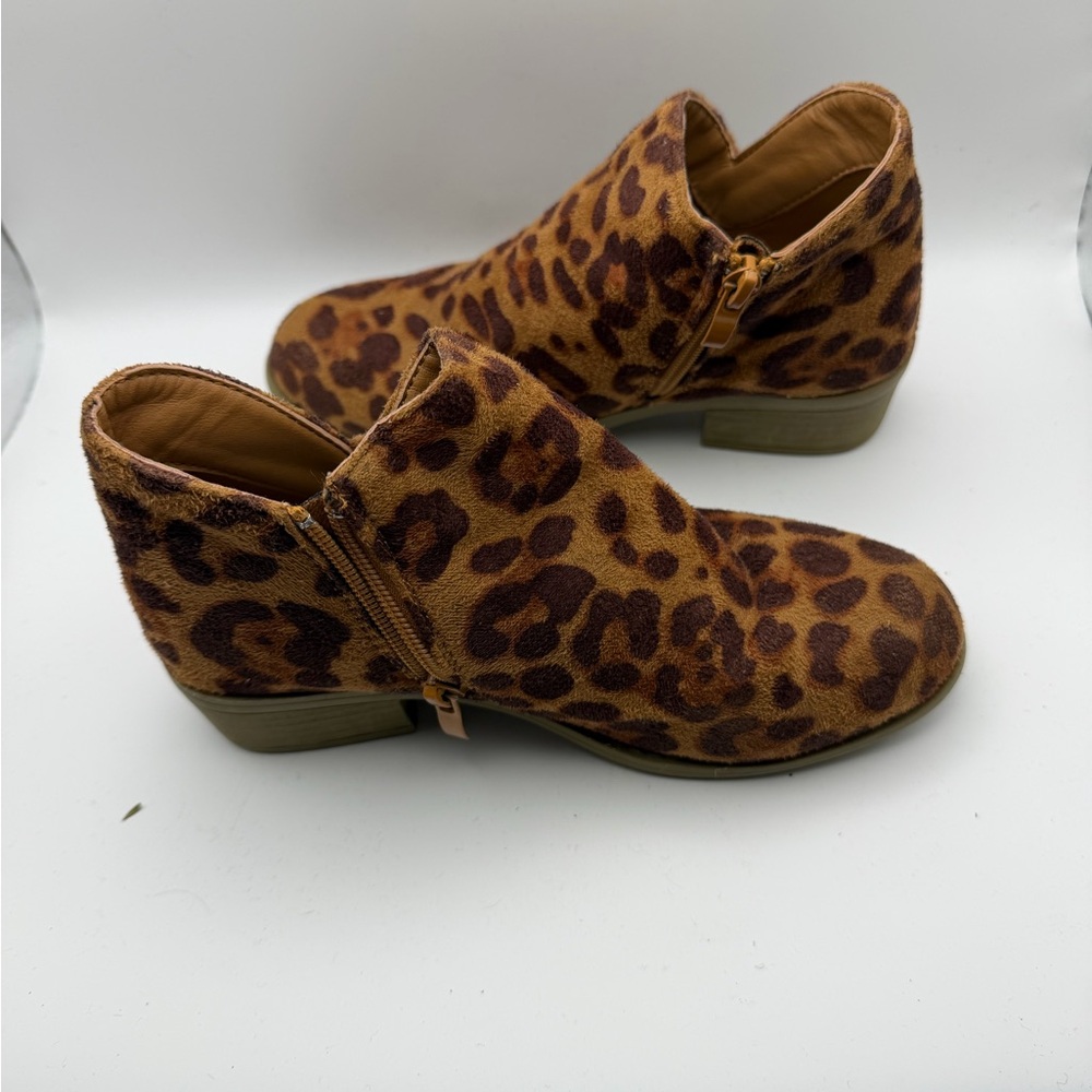 Leopard Print Ankle Boots Bumble and Birdie size 1 girls